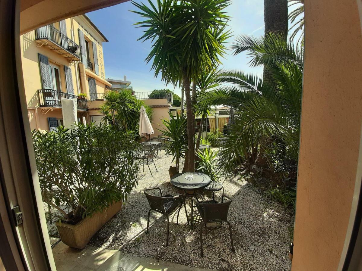 Hotel L'Olivier - Piscine & Parking Cannes Exterior foto
